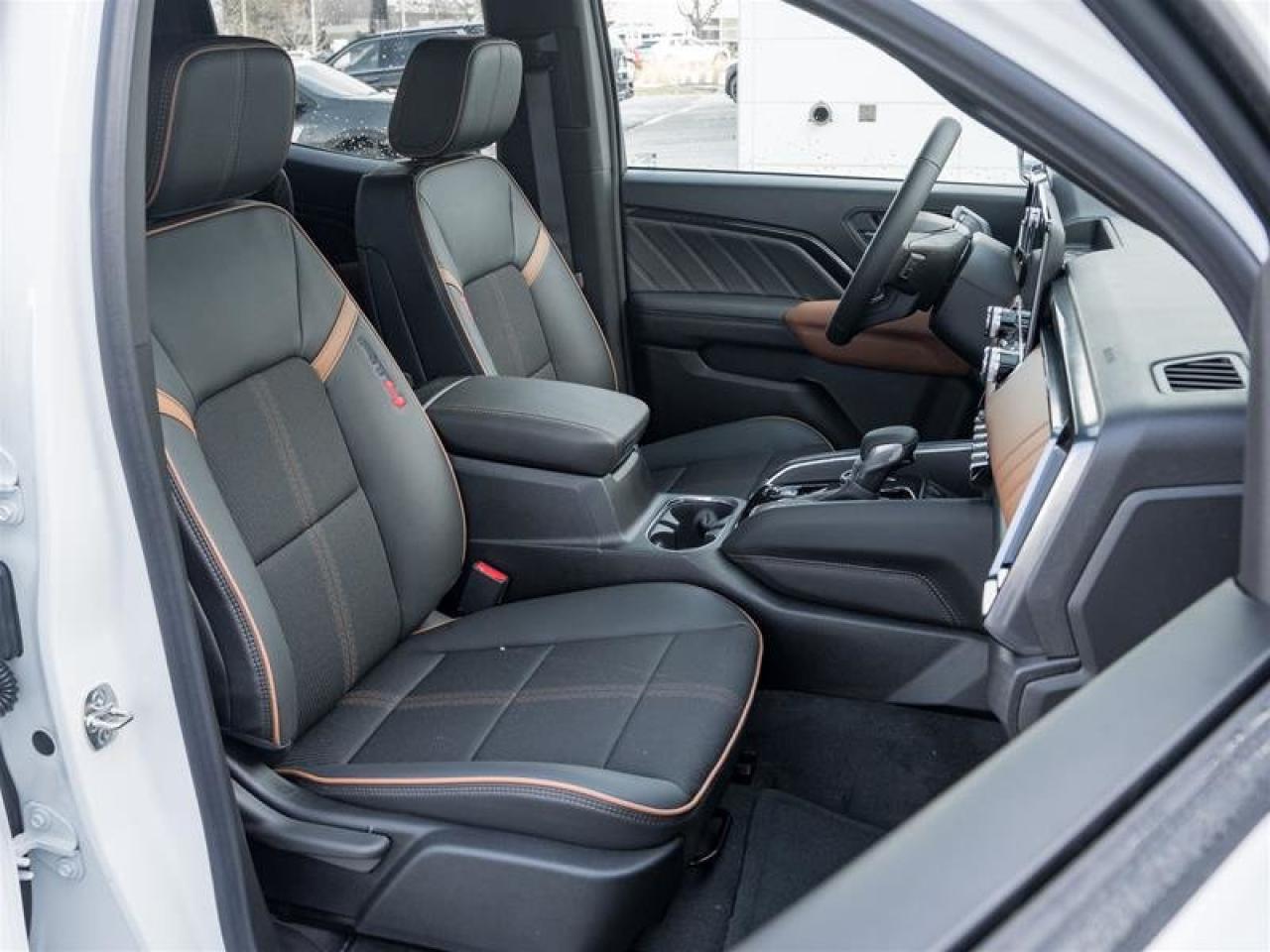 2026 GMC Canyon AT4 Photo