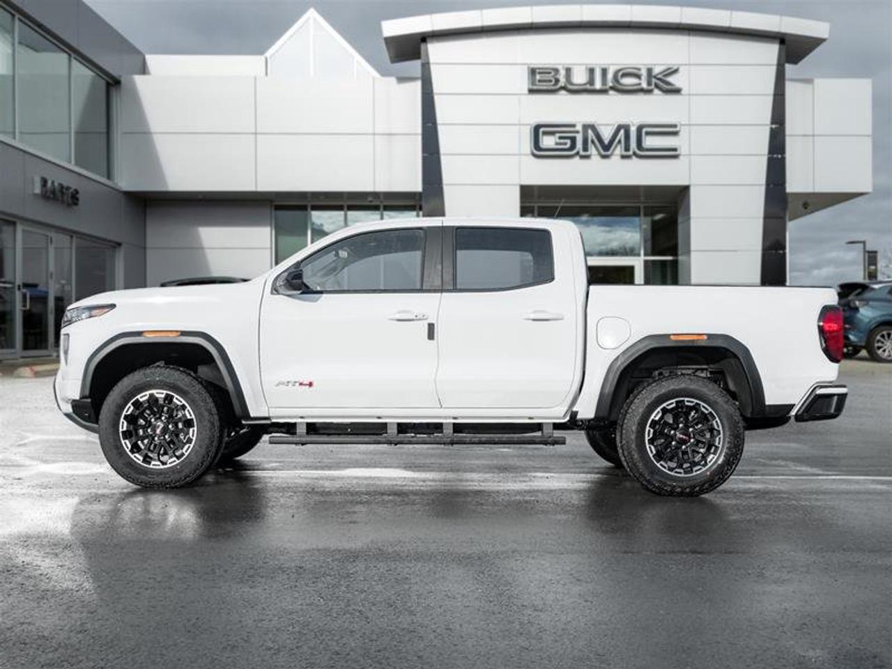 2026 GMC Canyon AT4 Photo2