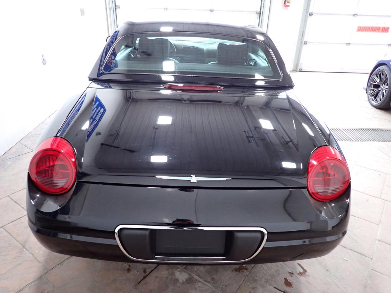 2002 Ford Thunderbird DELUXE CONVERTIBLE HARD TOP LEATHER Photo2