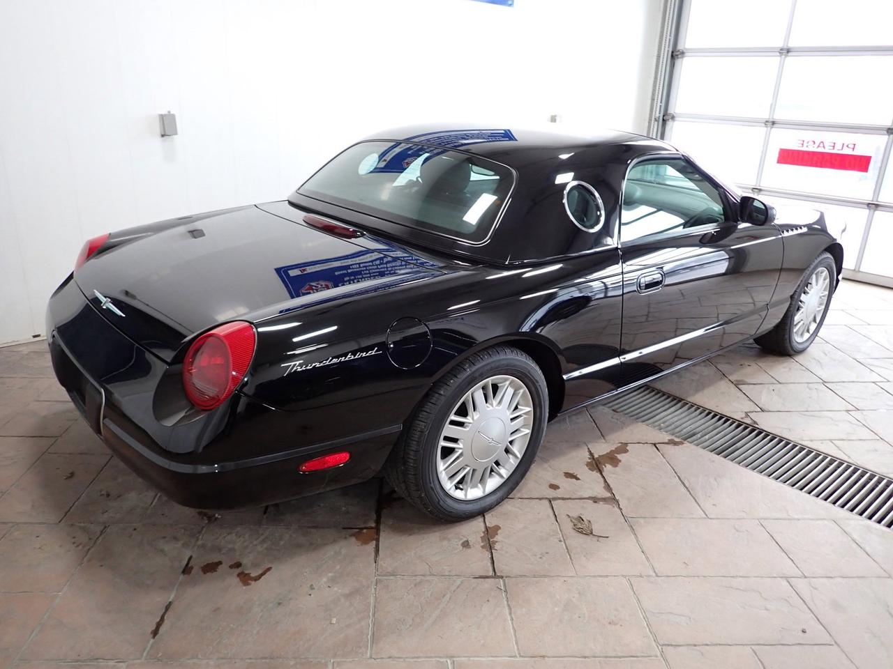 2002 Ford Thunderbird DELUXE CONVERTIBLE HARD TOP LEATHER Photo1
