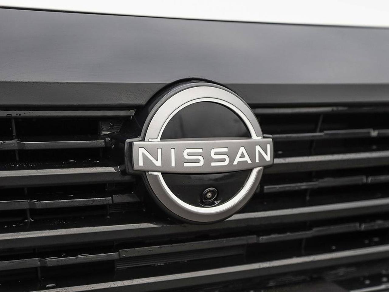 2026 Nissan Kicks SR Photo