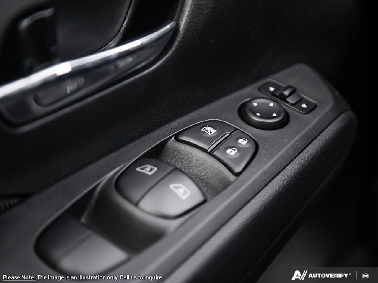 2025 Nissan Kicks Play SV Photo