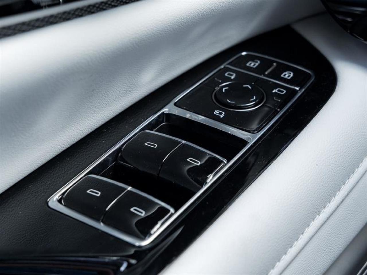 2026 Cadillac OPTIQ Premium Luxury Photo