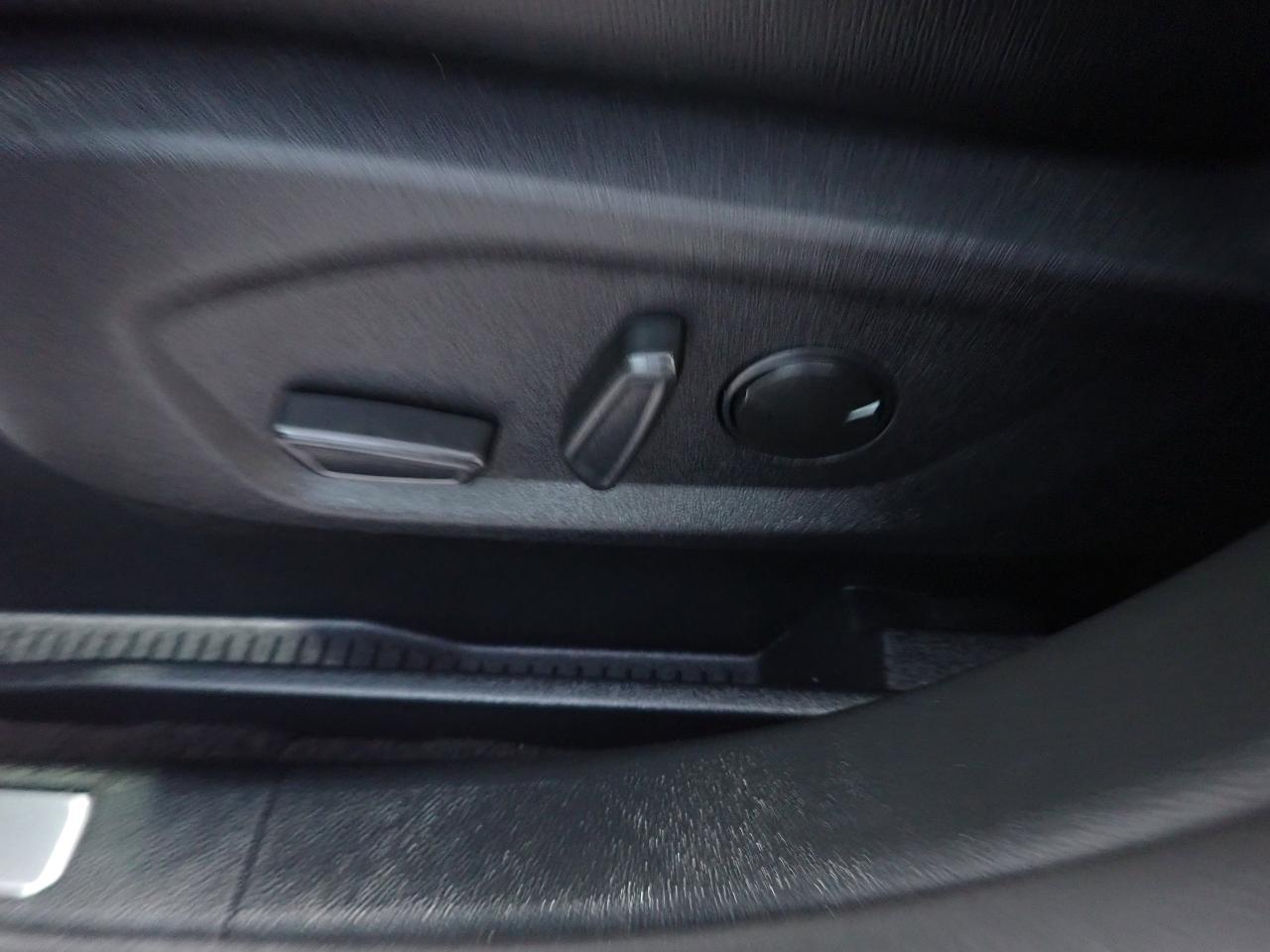 2024 Ford Edge Titanium AWD LEATHER SUNROOF Photo