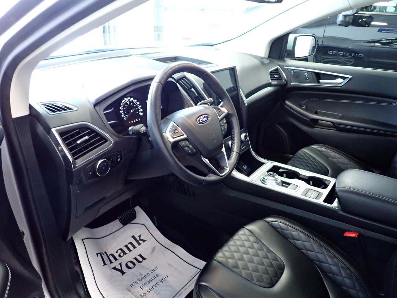 2024 Ford Edge Titanium AWD LEATHER SUNROOF Photo