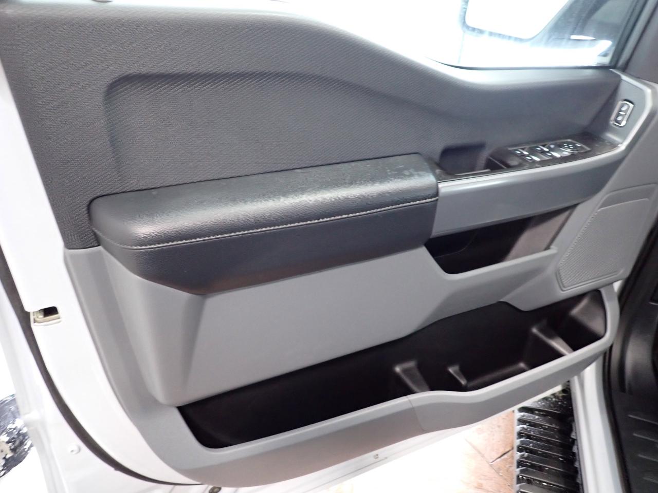 2022 Ford F-150 XLT SUPERCREW 6.5FT BOX NAVI 4WD Photo