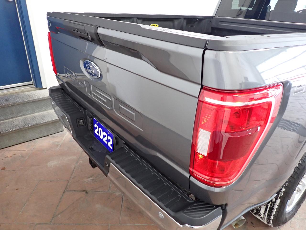 2022 Ford F-150 XLT SUPERCREW 6.5 FT BOX NAVI  4WD Photo2