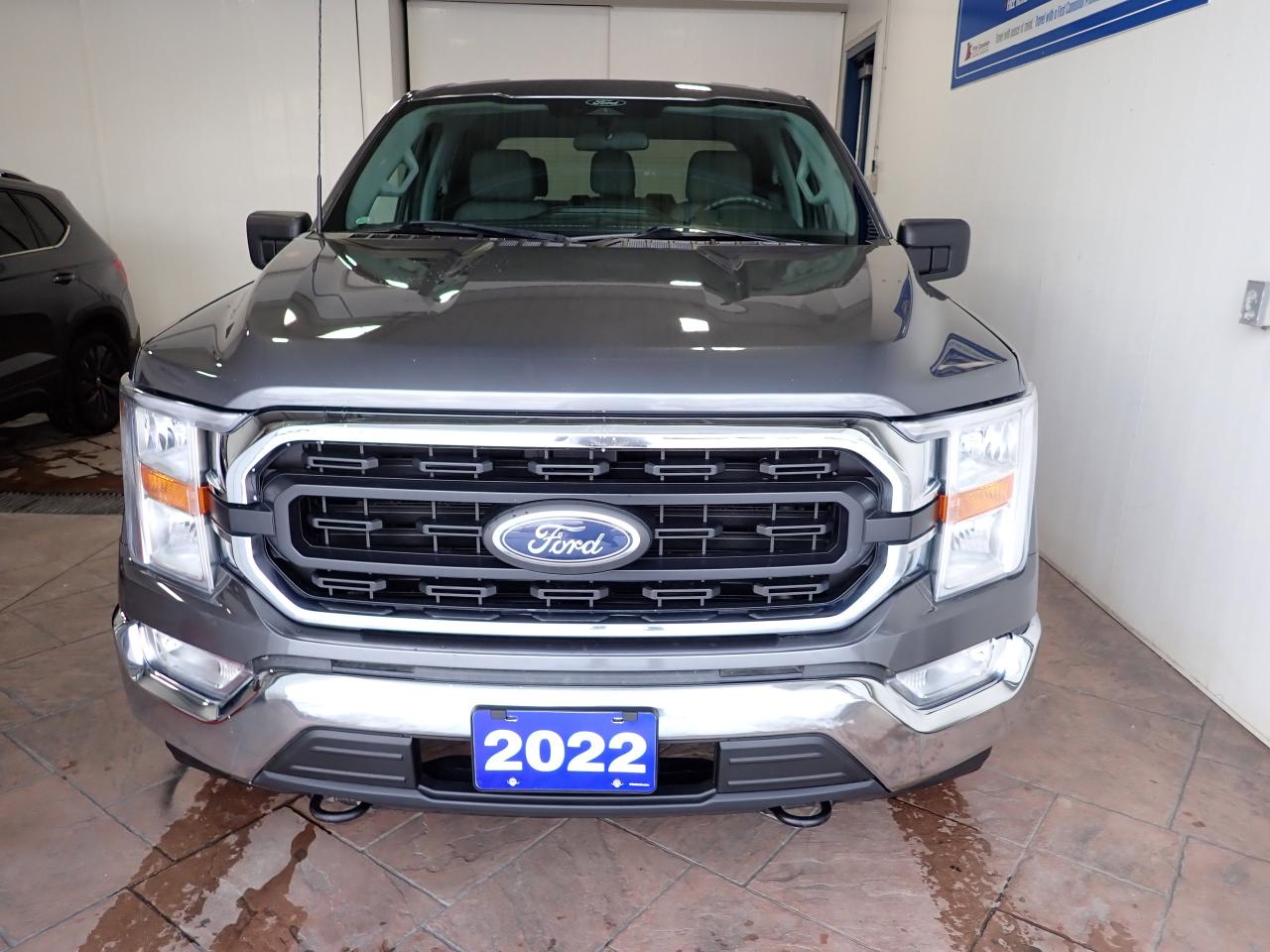 2022 Ford F-150 XLT SUPERCREW 6.5 FT BOX NAVI  4WD Photo