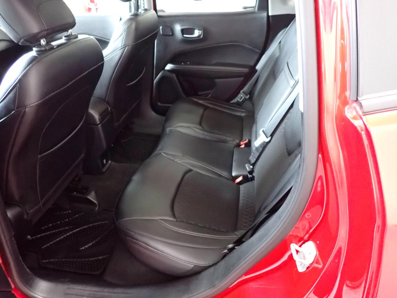 2017 Jeep Compass North 4WD *MANUAL* SUNROOF Photo