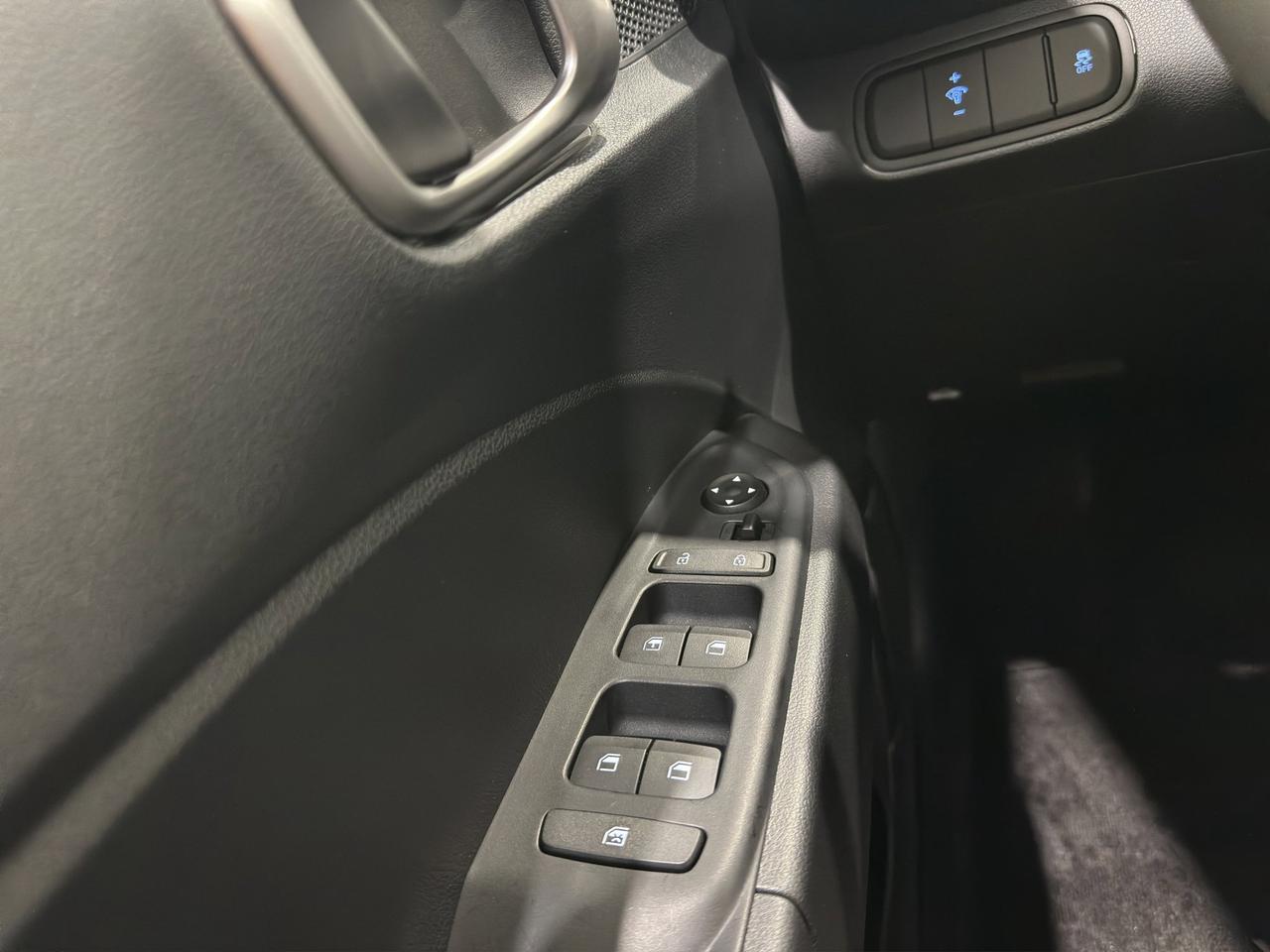 2026 Hyundai Venue Essential Photo