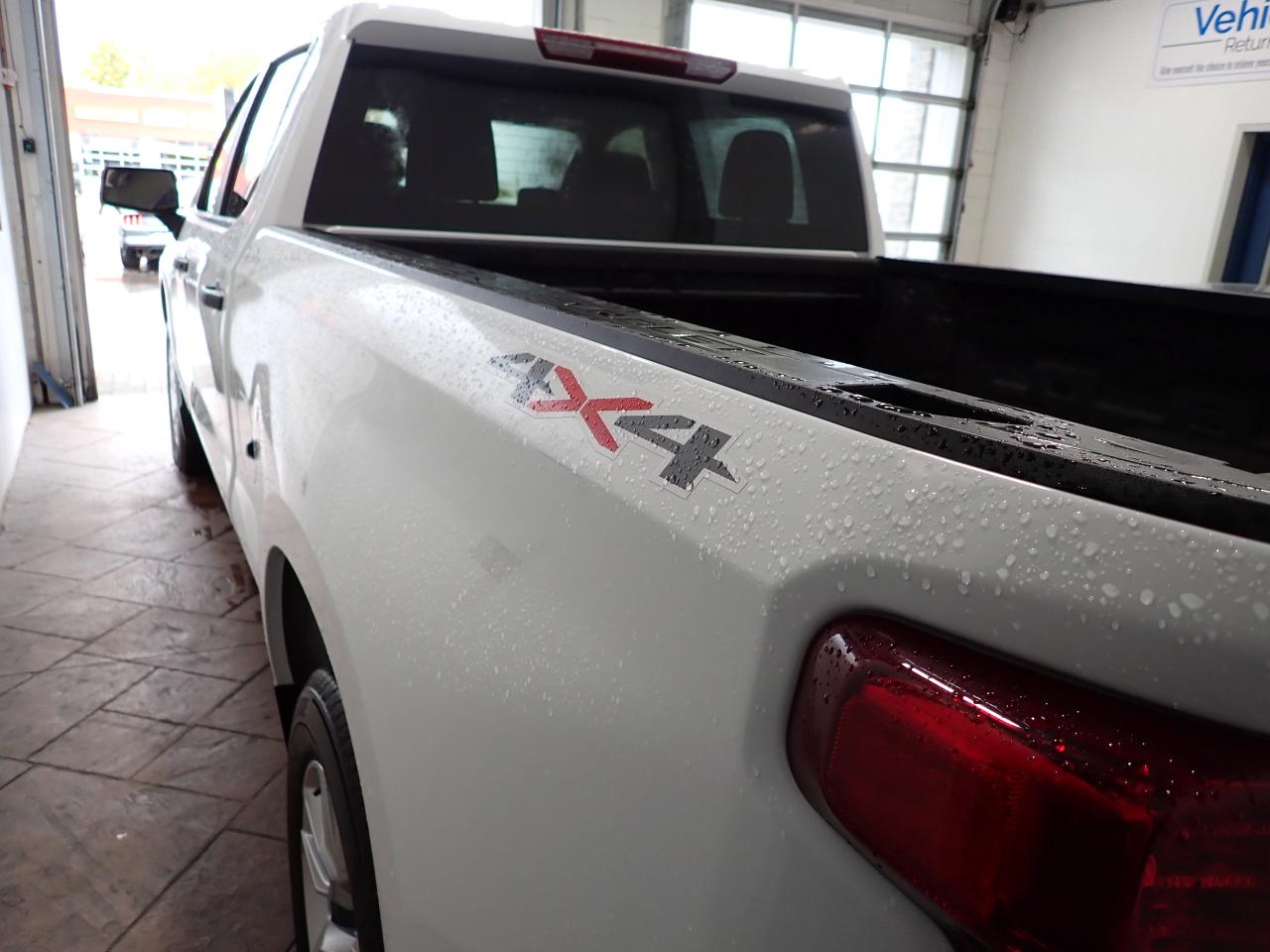 2024 Chevrolet Silverado 1500 Custom Crew Cab 4WD Photo