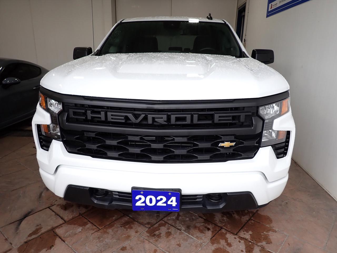 2024 Chevrolet Silverado 1500 Custom Crew Cab 4WD Photo