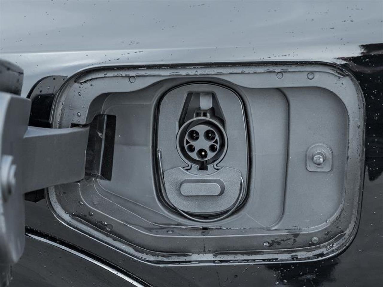 2026 Chevrolet Equinox EV RS Photo4