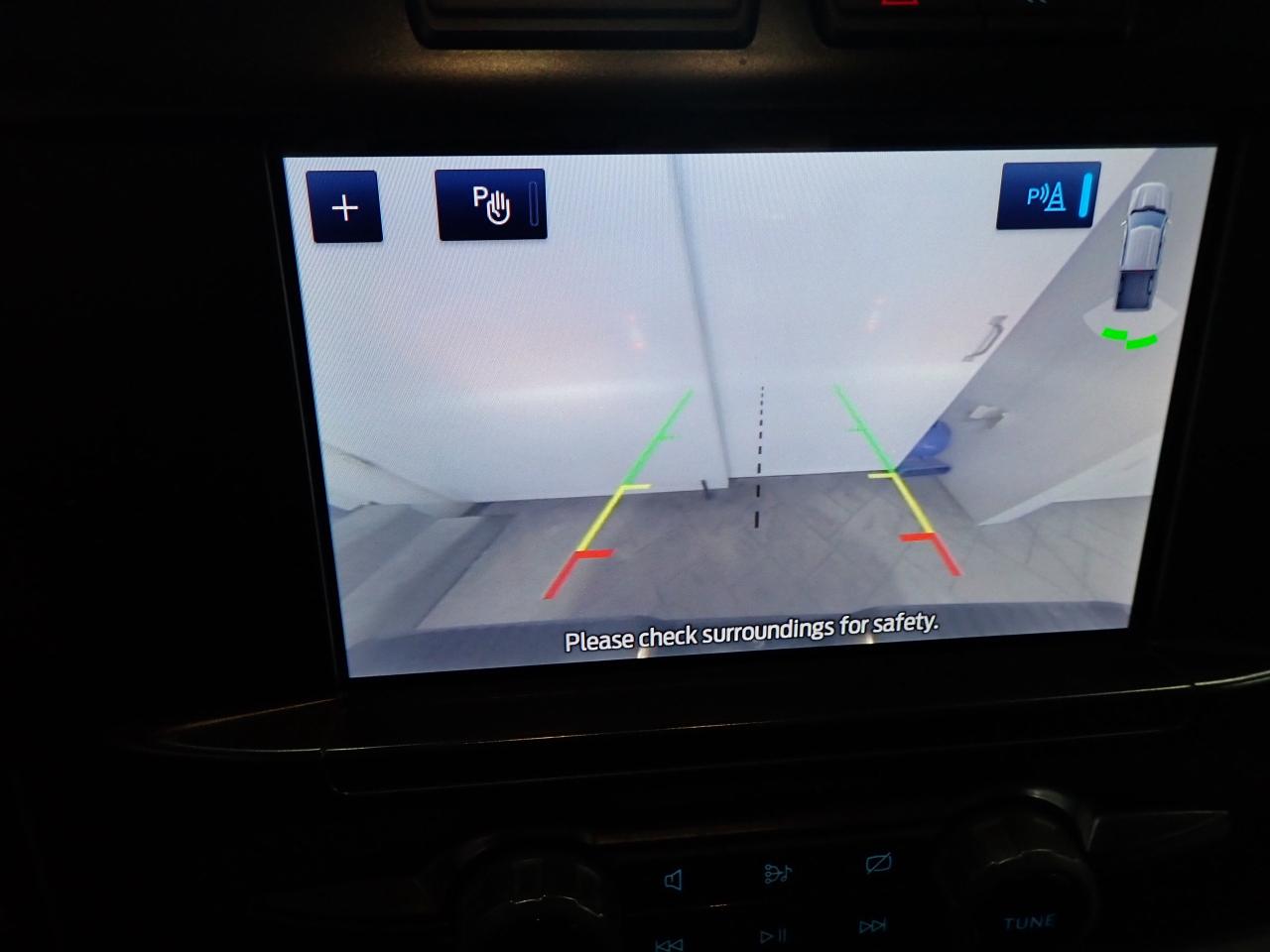 2022 Ford F-150 XLT SUPERCREW NAVI 5.5-FT BOX 4WD Photo