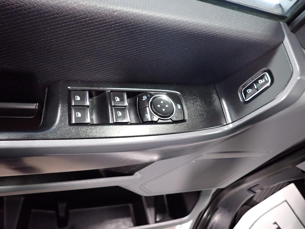 2022 Ford F-150 XLT SUPERCREW NAVI 5.5-FT BOX 4WD Photo