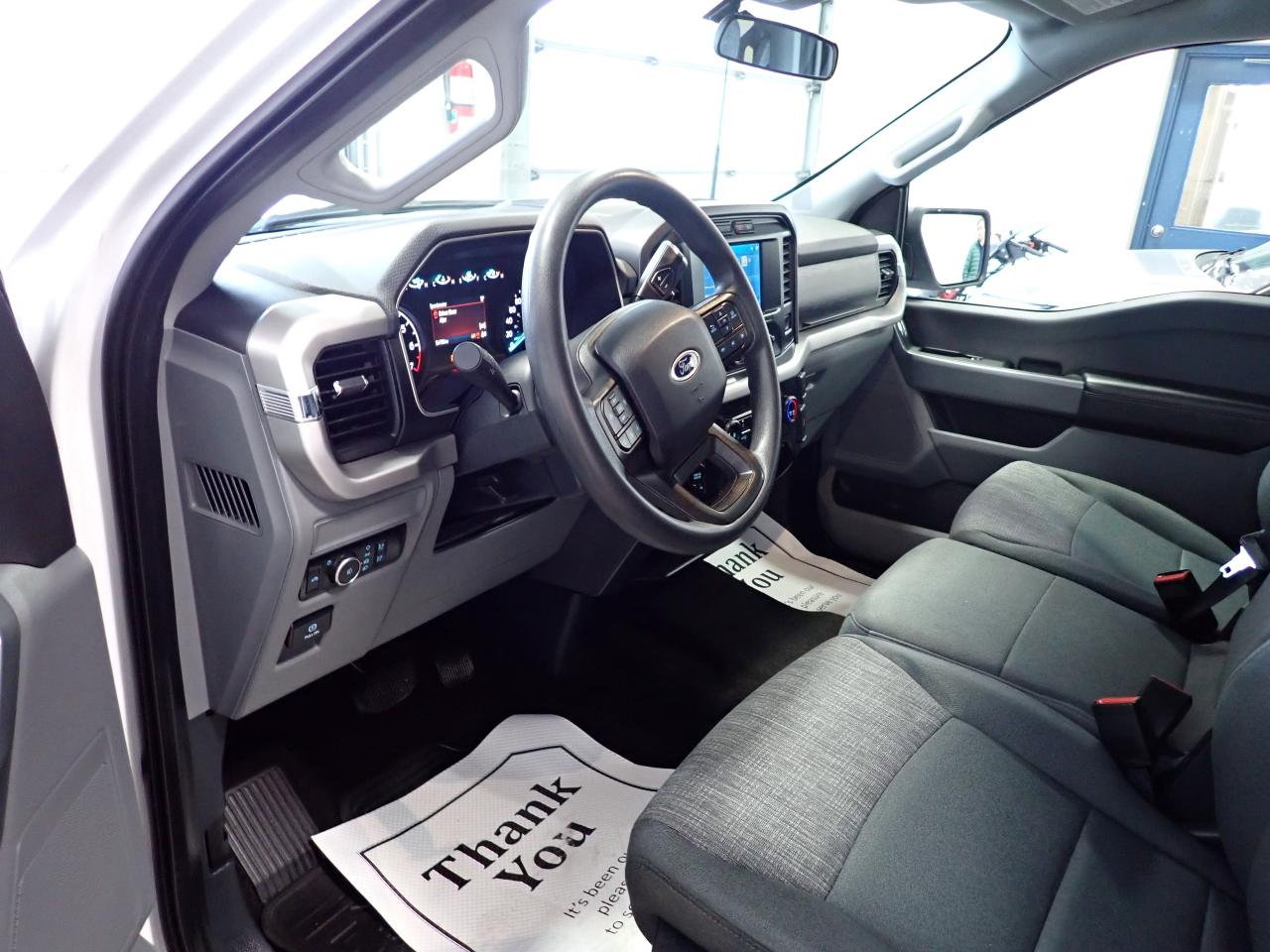 2022 Ford F-150 XLT SUPERCREW NAVI 5.5-FT BOX 4WD Photo