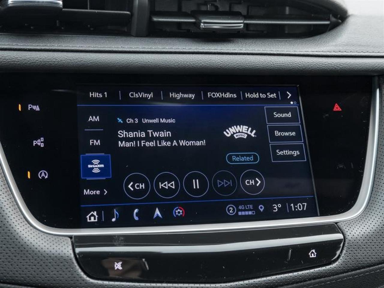 2026 Cadillac XT5 Sport Photo