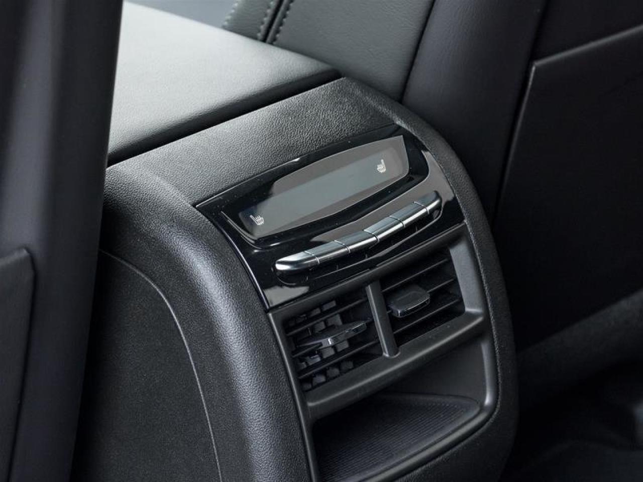 2026 Cadillac XT5 Sport Photo