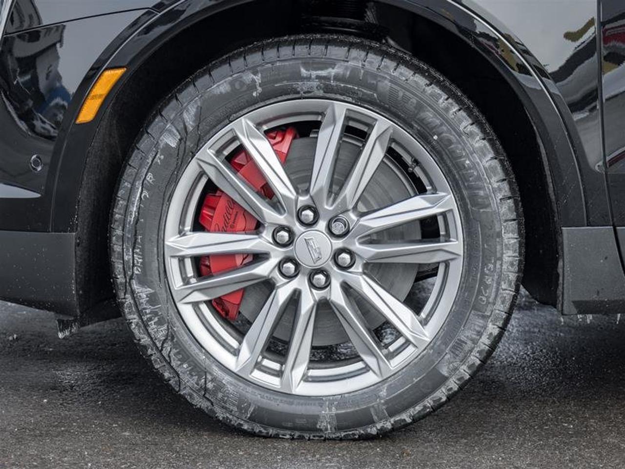 2026 Cadillac XT5 Sport Photo3