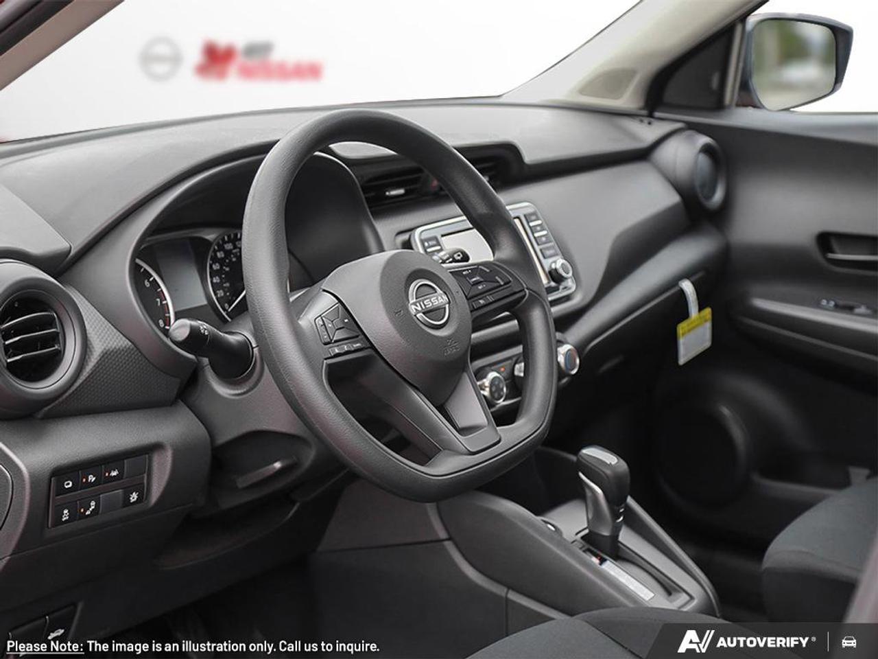 2025 Nissan Kicks Play S Photo