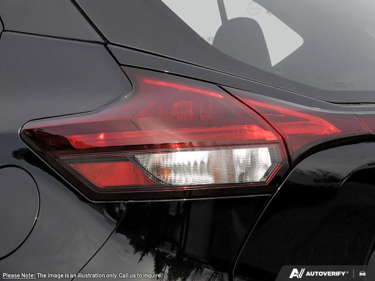 2025 Nissan Kicks Play S Photo