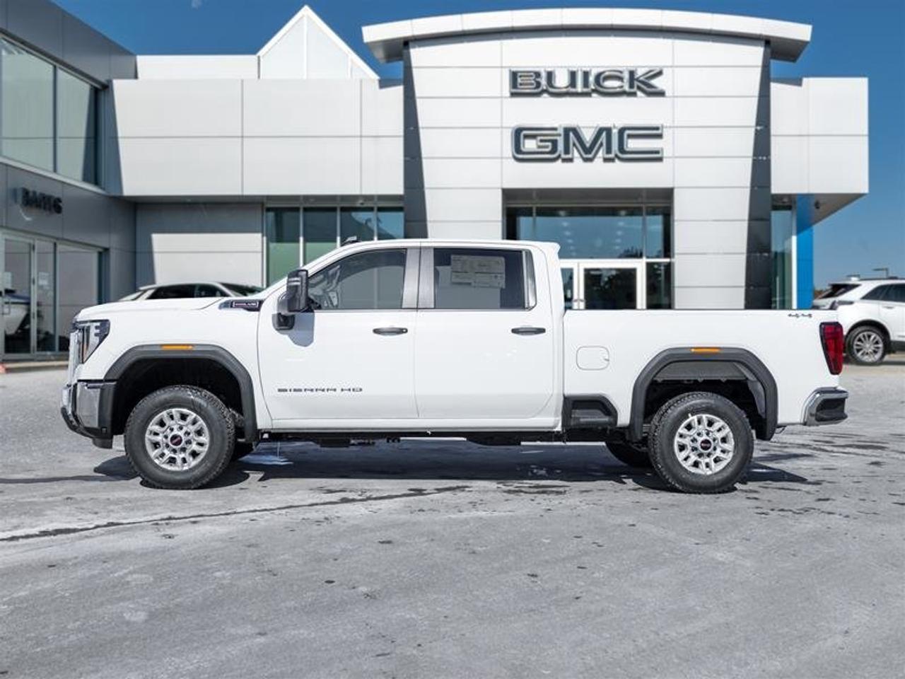 2026 GMC Sierra 2500 HD PRO Photo3