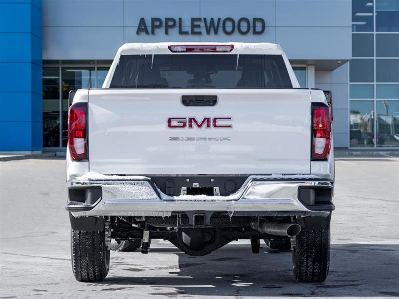2026 GMC Sierra 2500 HD PRO Photo