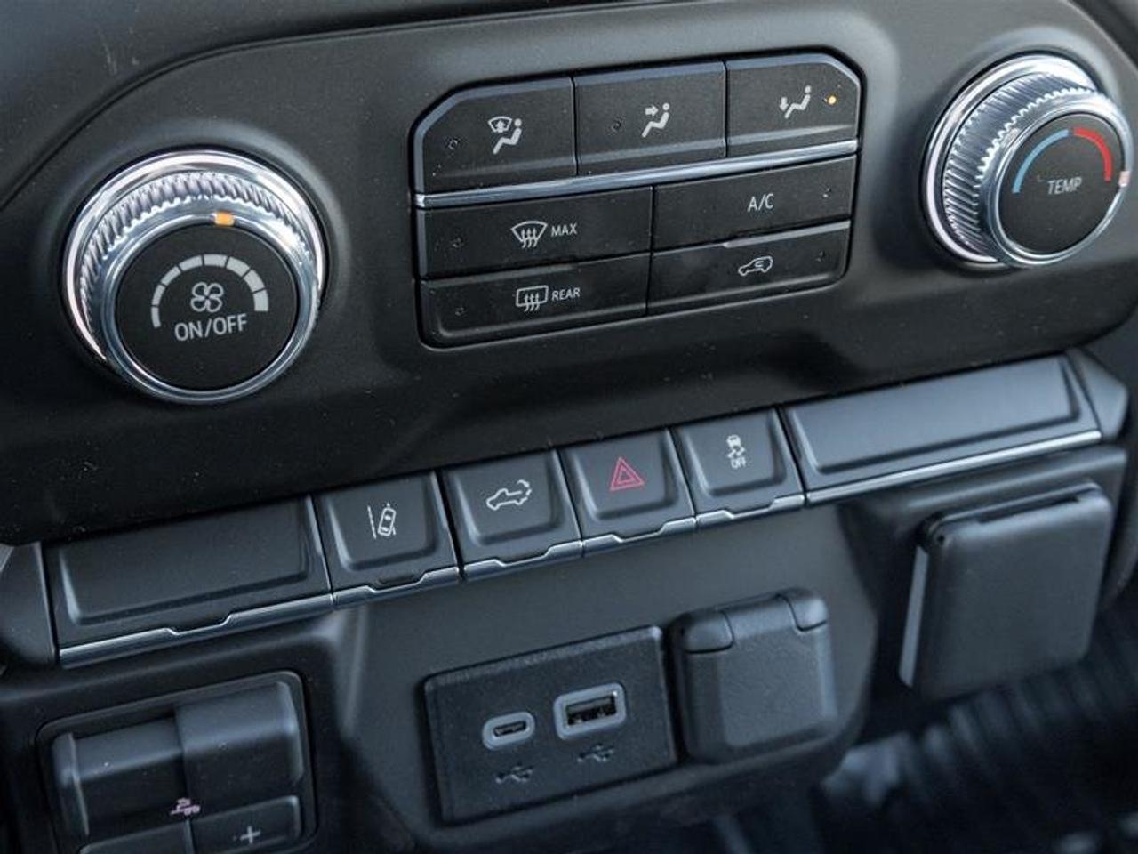 2026 GMC Sierra 2500 HD PRO Photo