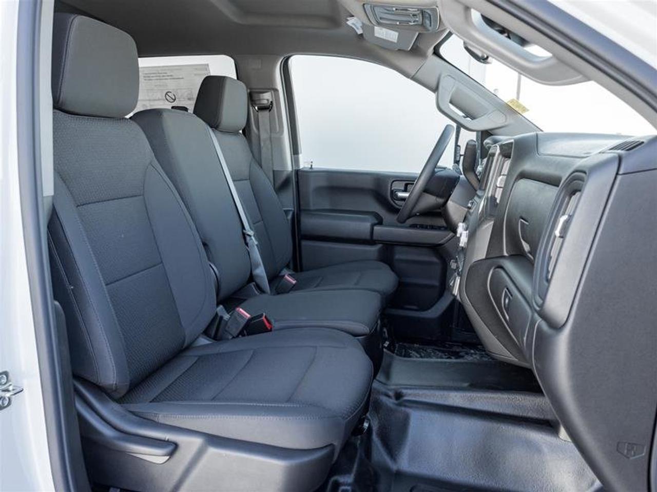 2026 GMC Sierra 2500 HD PRO Photo