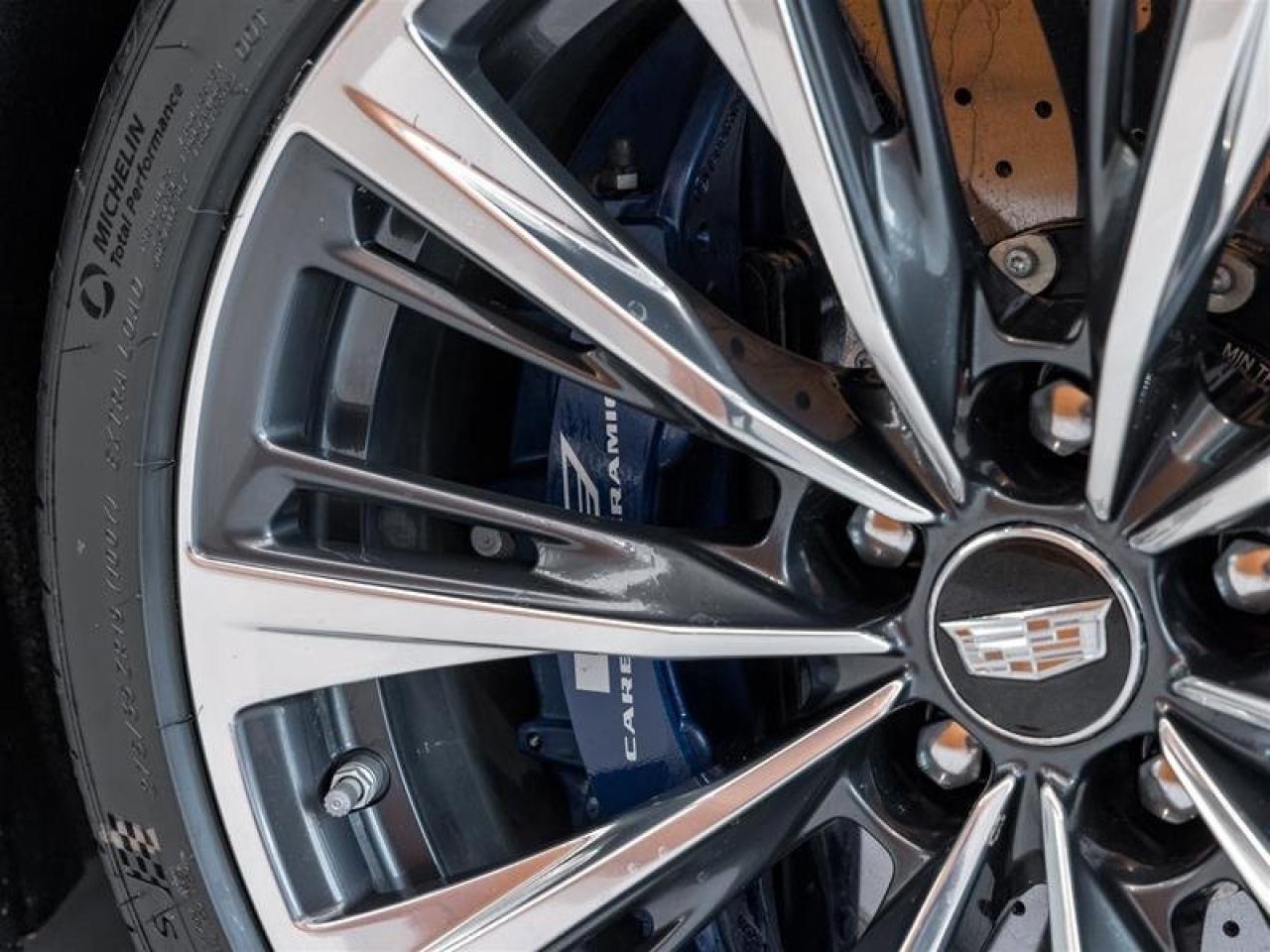 2025 Cadillac CT5-V 4dr Sdn Blackwing Photo4