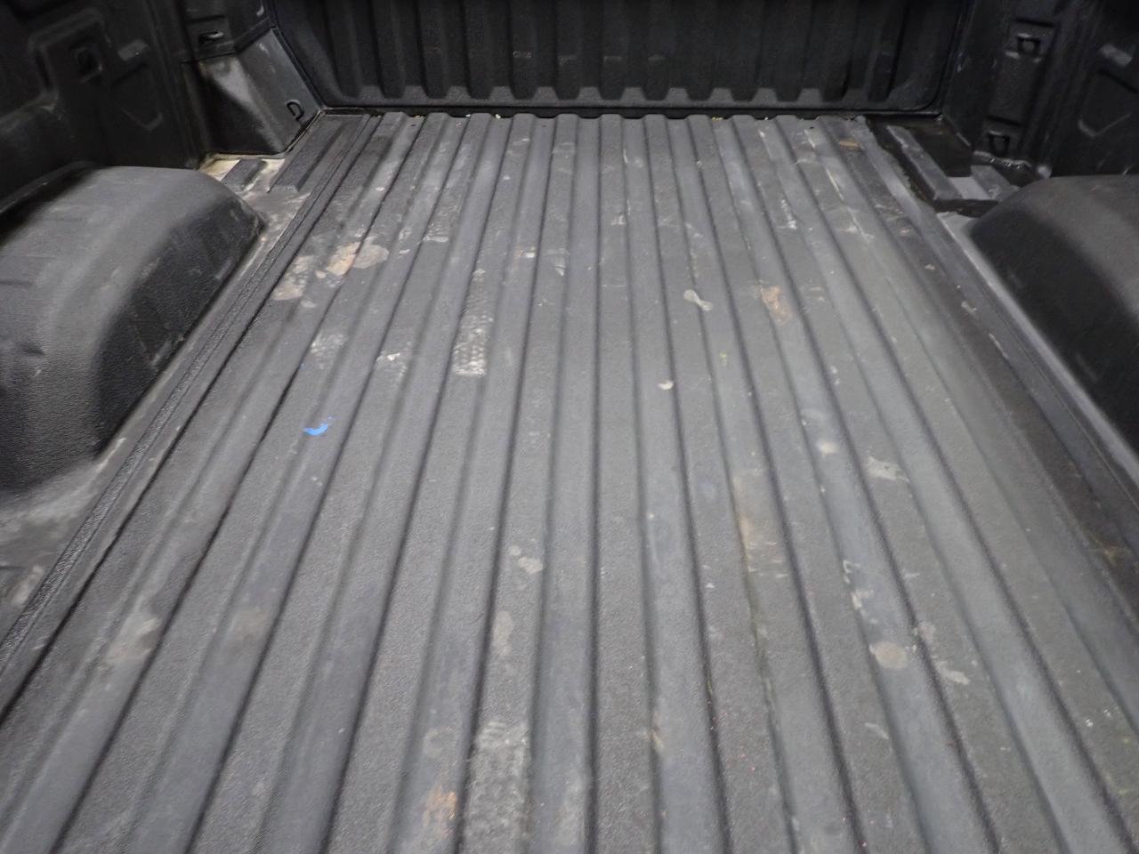 2025 Chevrolet SILVERADO 2500HD Custom CREW CAB 4WD Photo