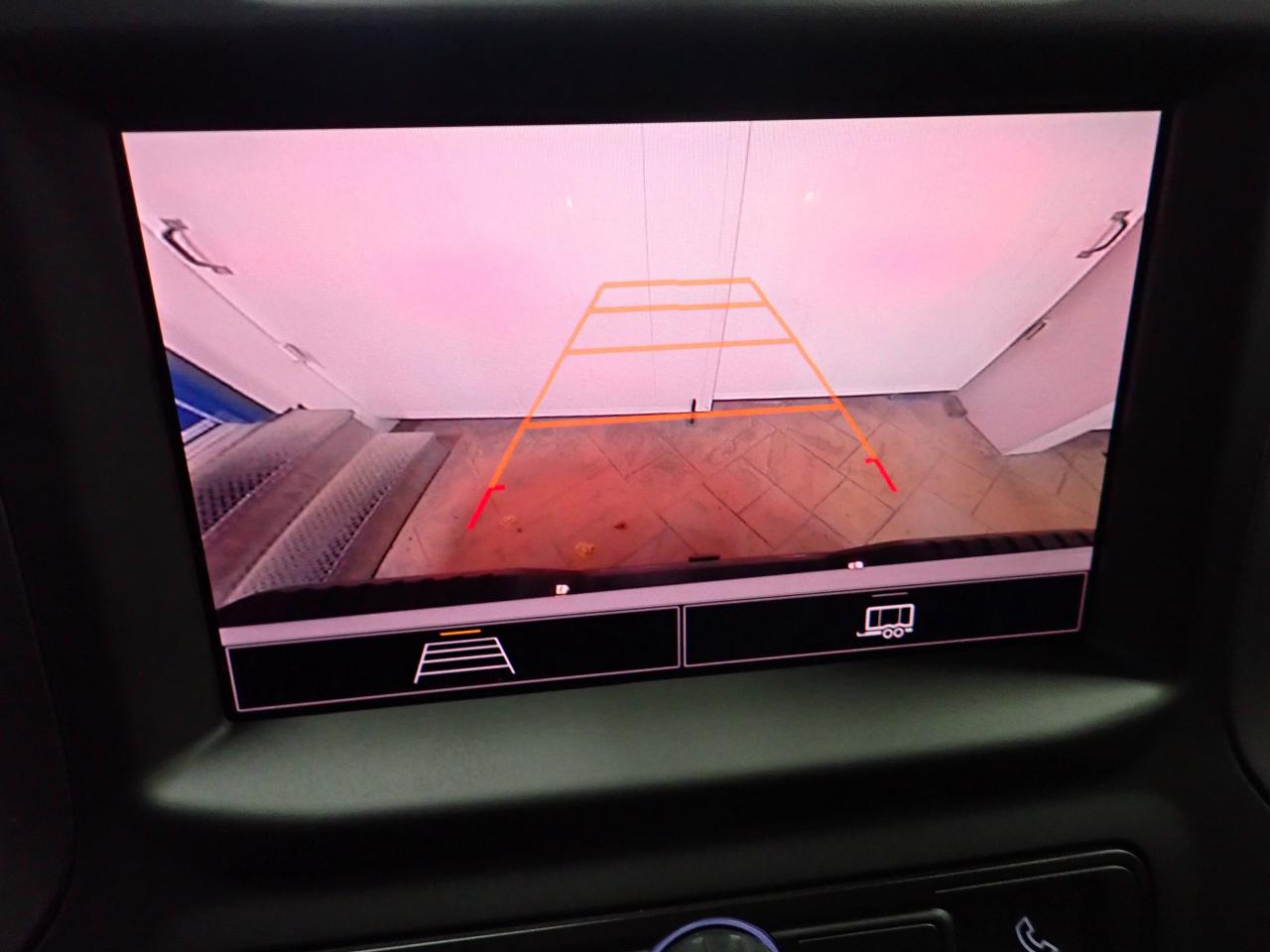 2025 Chevrolet SILVERADO 2500HD Custom CREW CAB 4WD Photo