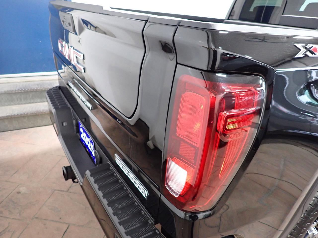 2025 GMC Sierra 1500 Elevation CREW CAB 4WD NAVI  *DIESEL* Photo