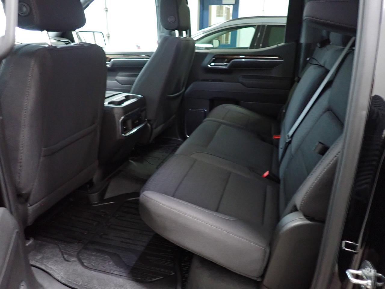 2025 GMC Sierra 1500 Elevation CREW CAB 4WD NAVI  *DIESEL* Photo