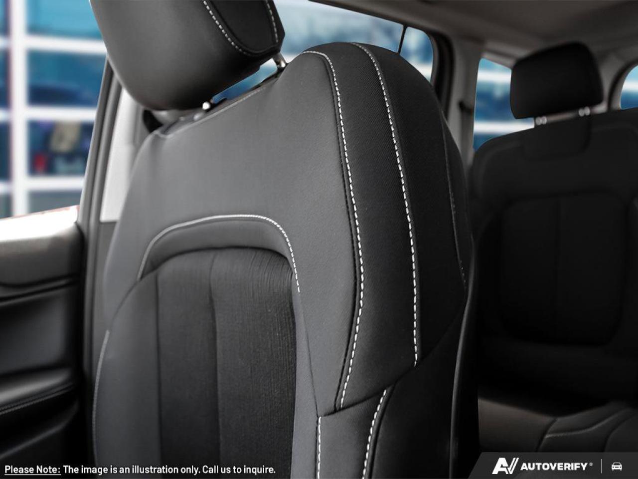 2025 Jeep Grand Cherokee Altitude Photo