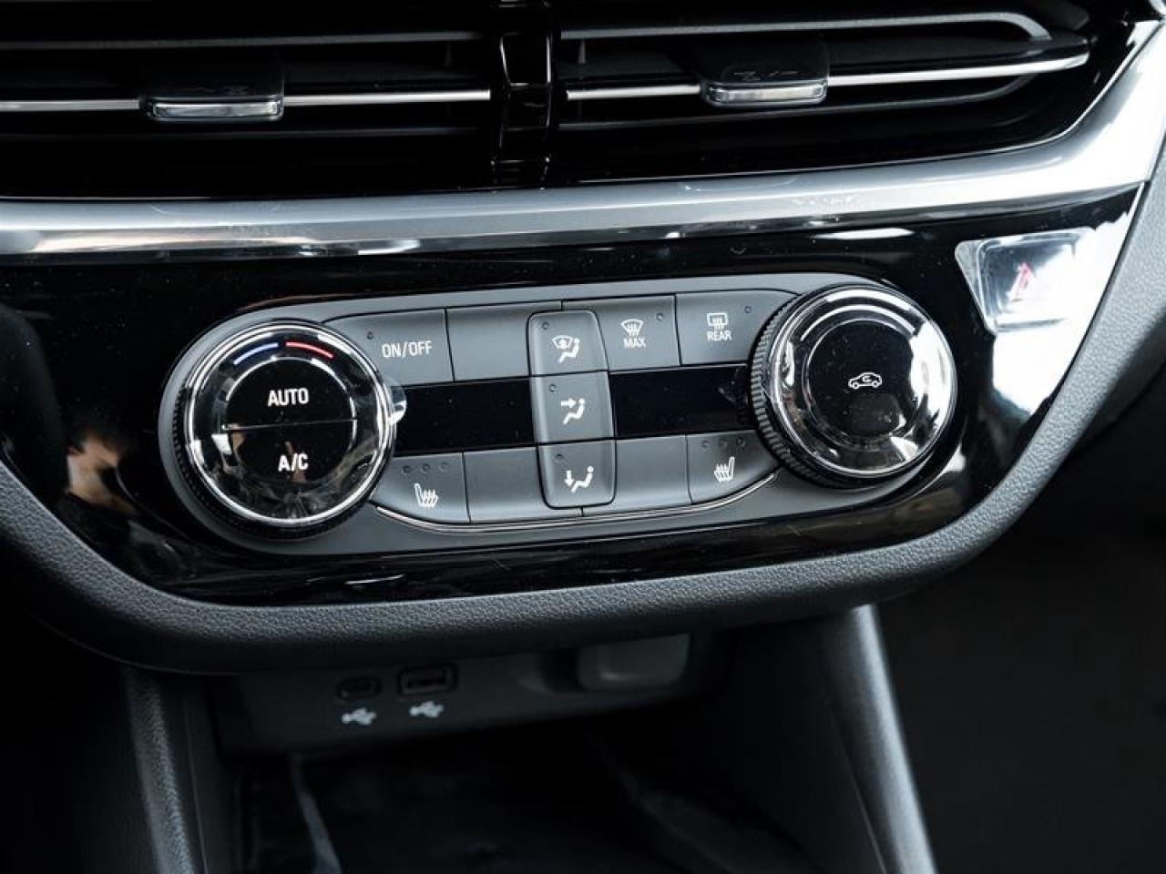 2026 Buick Envista Sport Touring Photo