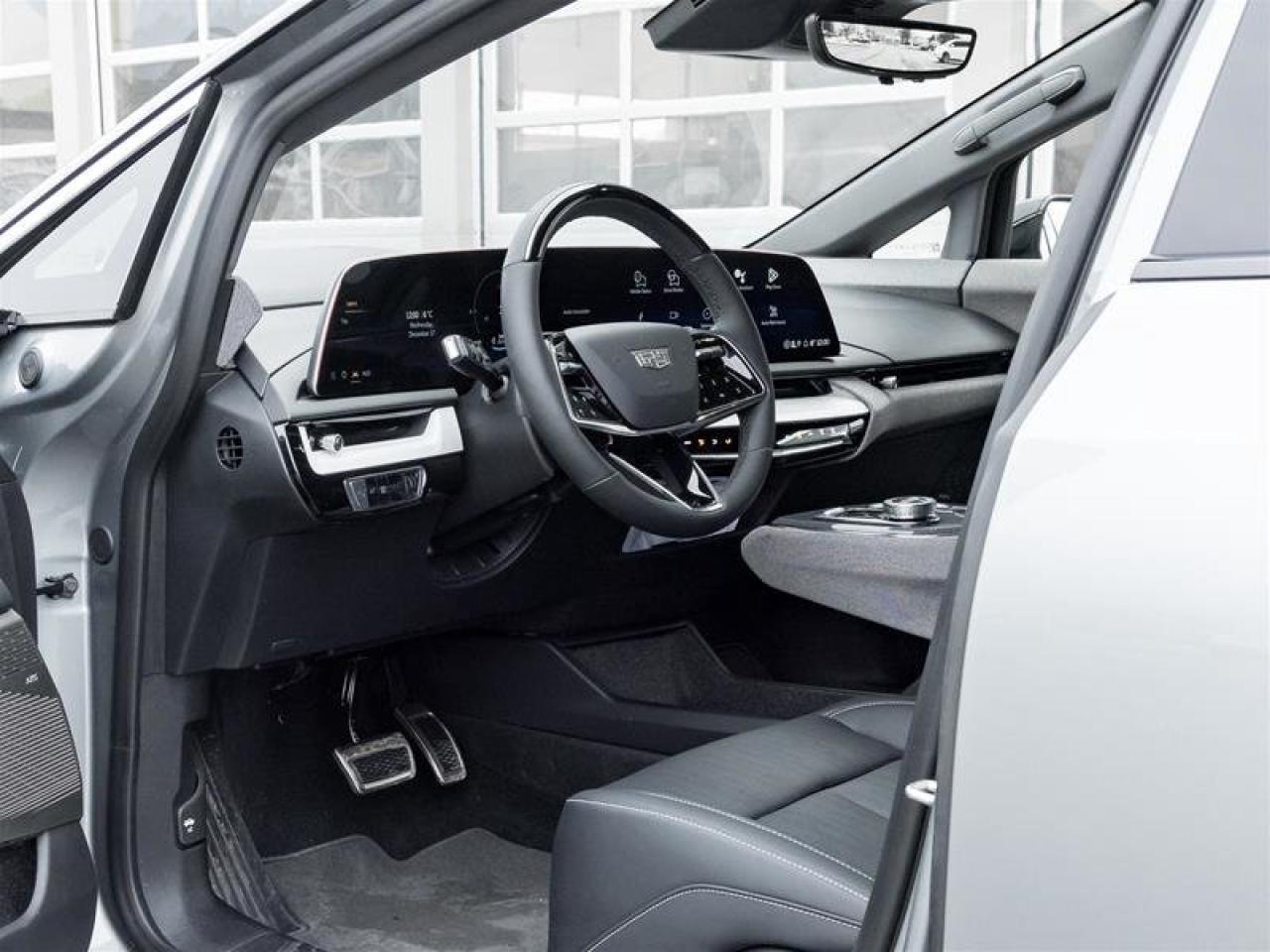 2026 Cadillac OPTIQ Premium Luxury Photo