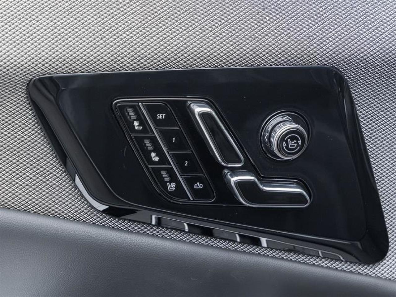 2026 Cadillac OPTIQ Premium Luxury Photo