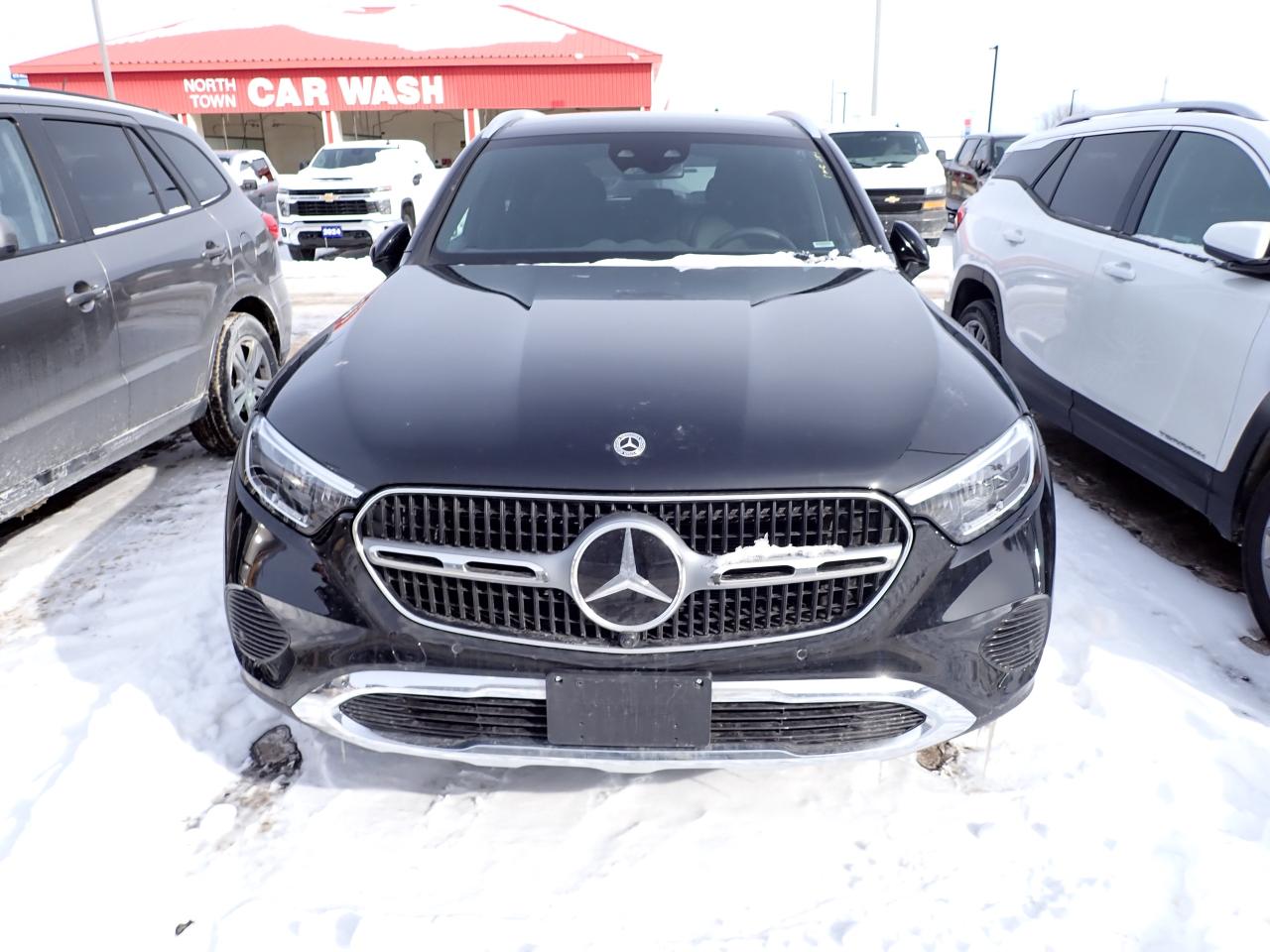 2025 Mercedes-Benz GLC GLC 300 *HYBRID* Photo