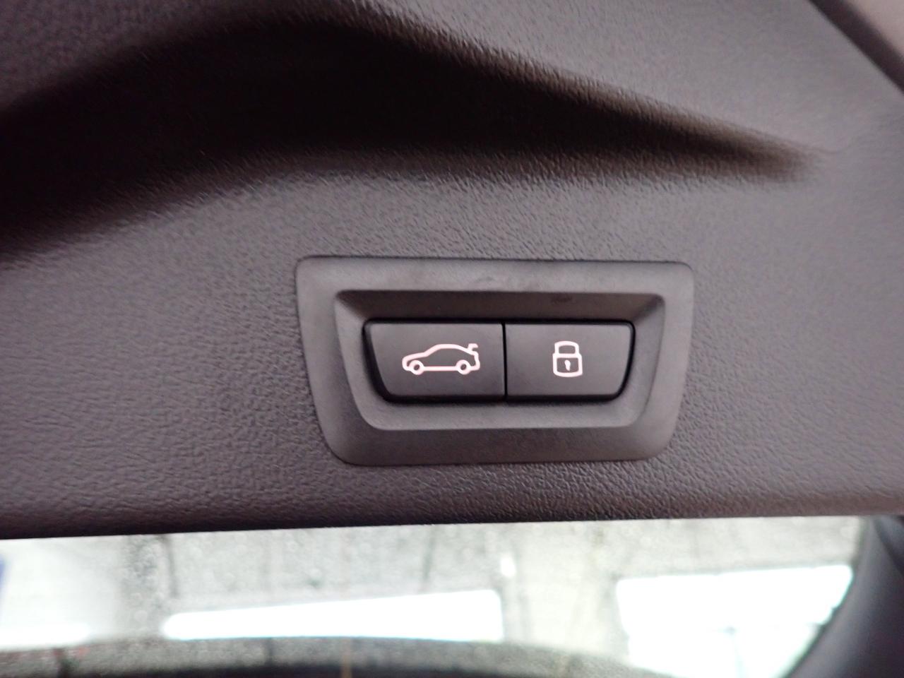 2025 BMW X5 xDrive40i AWD *HYBRID* LEATHER NAVI PANO SUNROOF Photo