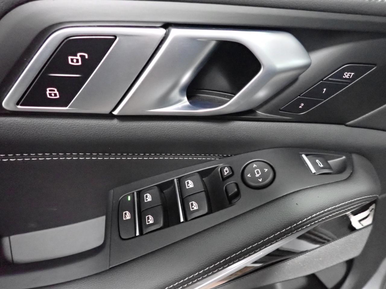 2025 BMW X5 xDrive40i AWD *HYBRID* LEATHER NAVI PANO SUNROOF Photo