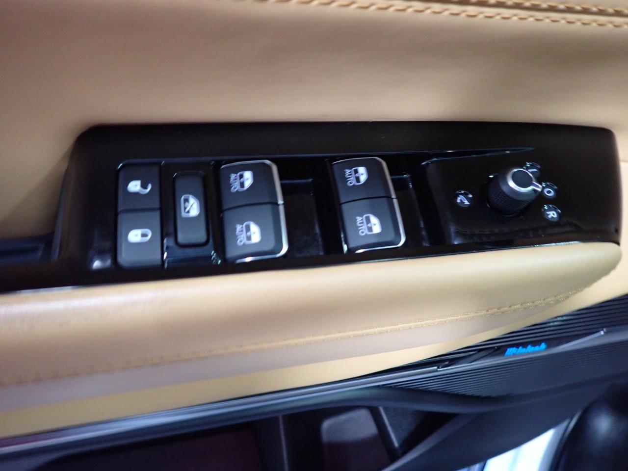 2022 Jeep Grand Wagoneer Series III 4WD LEATHER NAVI PANO SUNROOF Photo