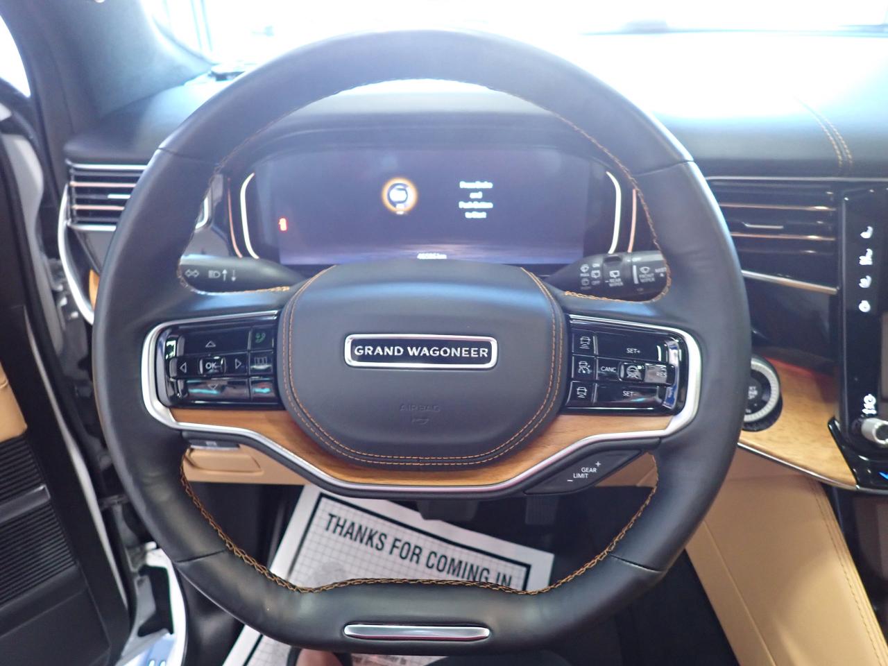 2022 Jeep Grand Wagoneer Series III 4WD LEATHER NAVI PANO SUNROOF Photo