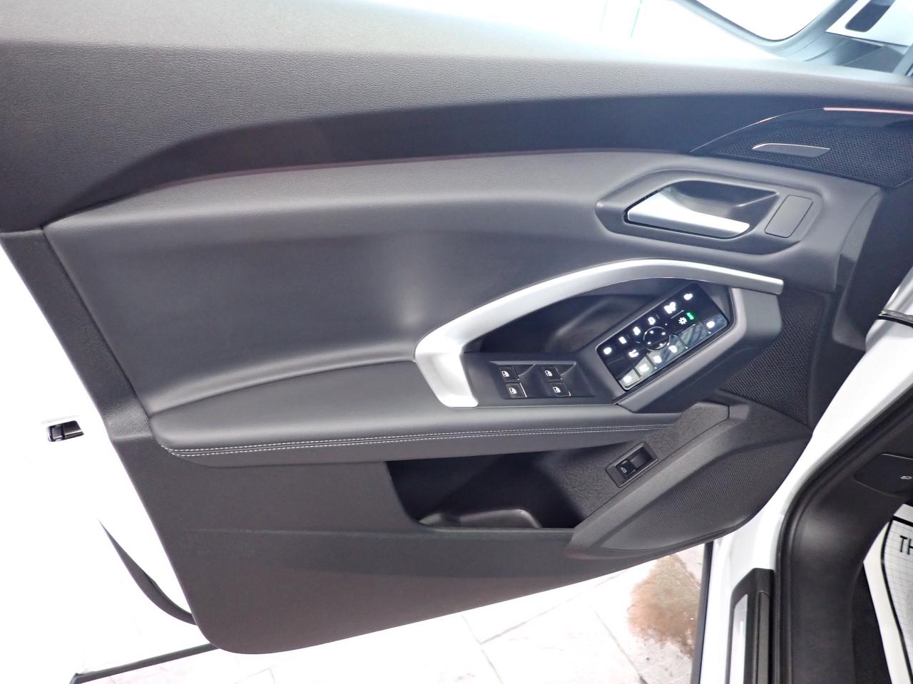 2025 Audi Q5 Progressiv AWD LEATHER NAVI SUNROOF Photo