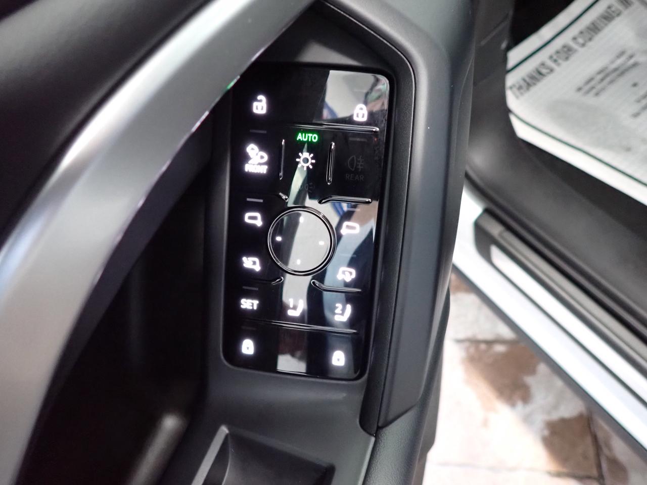 2025 Audi Q5 Progressiv AWD LEATHER NAVI SUNROOF Photo