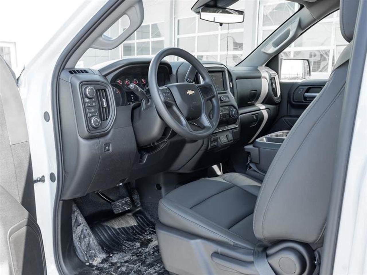 2026 Chevrolet Silverado 1500 WT Photo