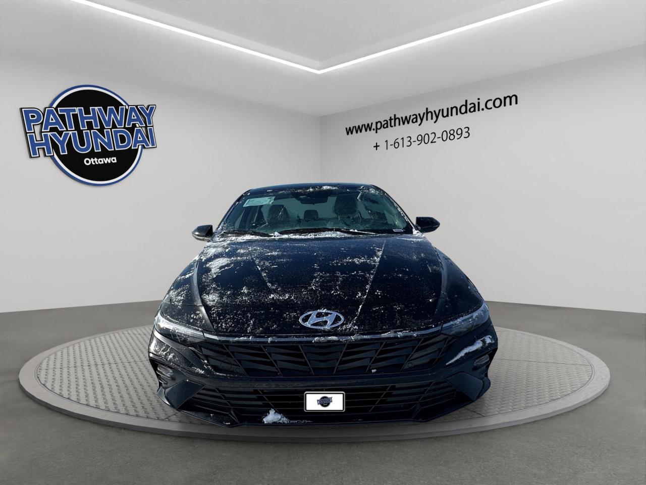 2026 Hyundai Elantra Luxury Photo