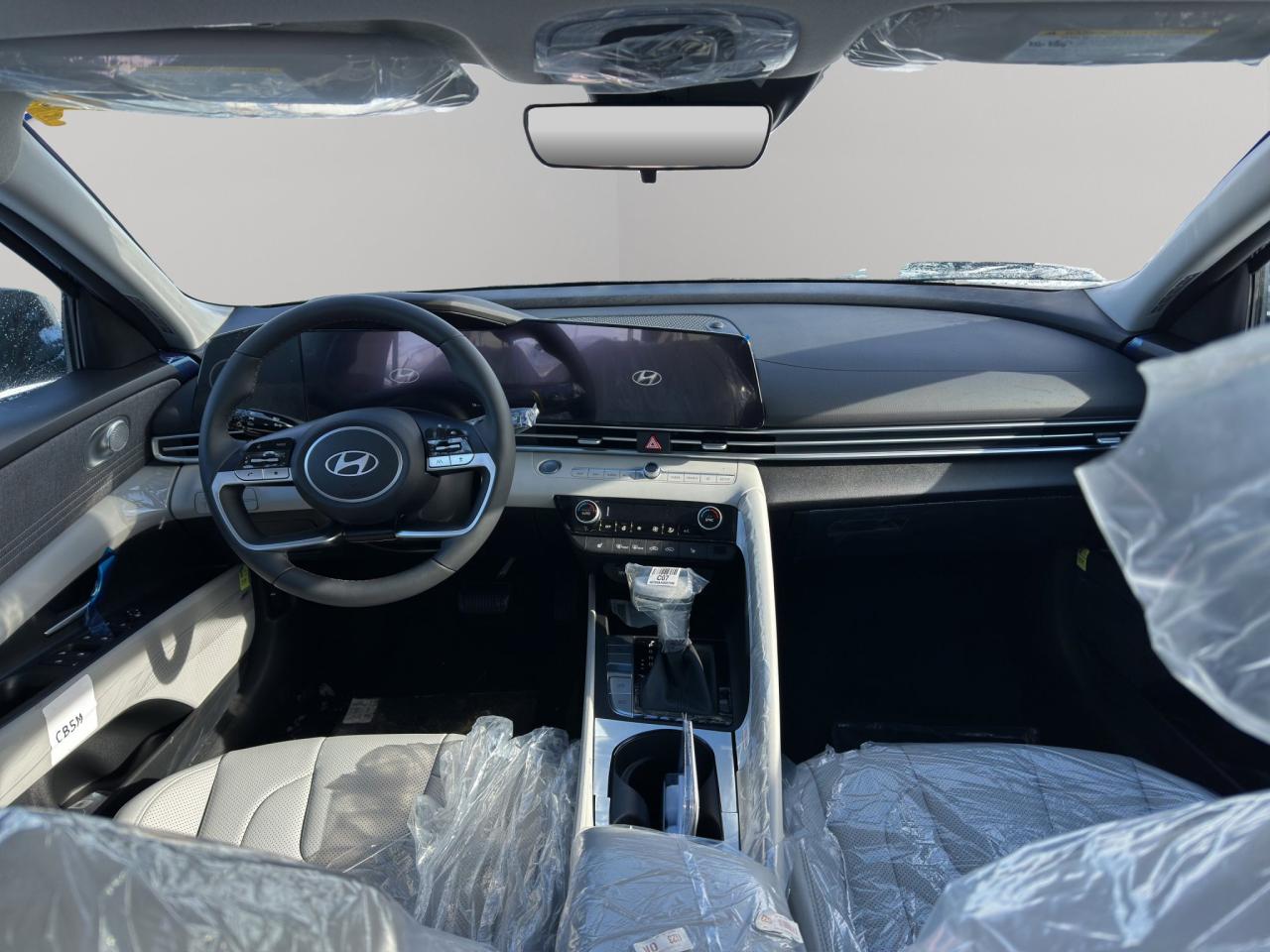 2026 Hyundai Elantra Luxury Photo