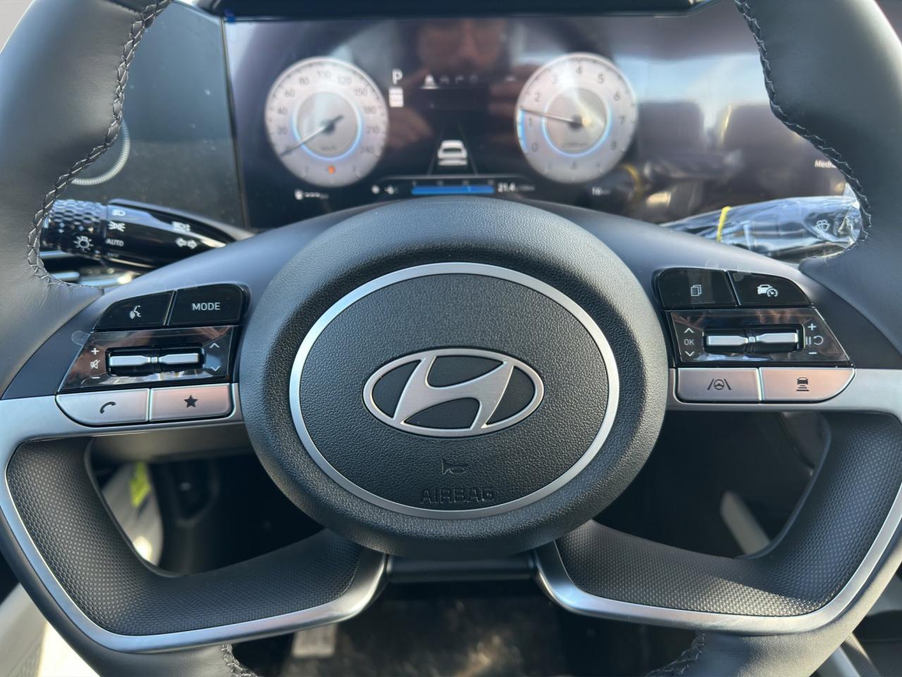 2026 Hyundai Elantra Luxury Photo