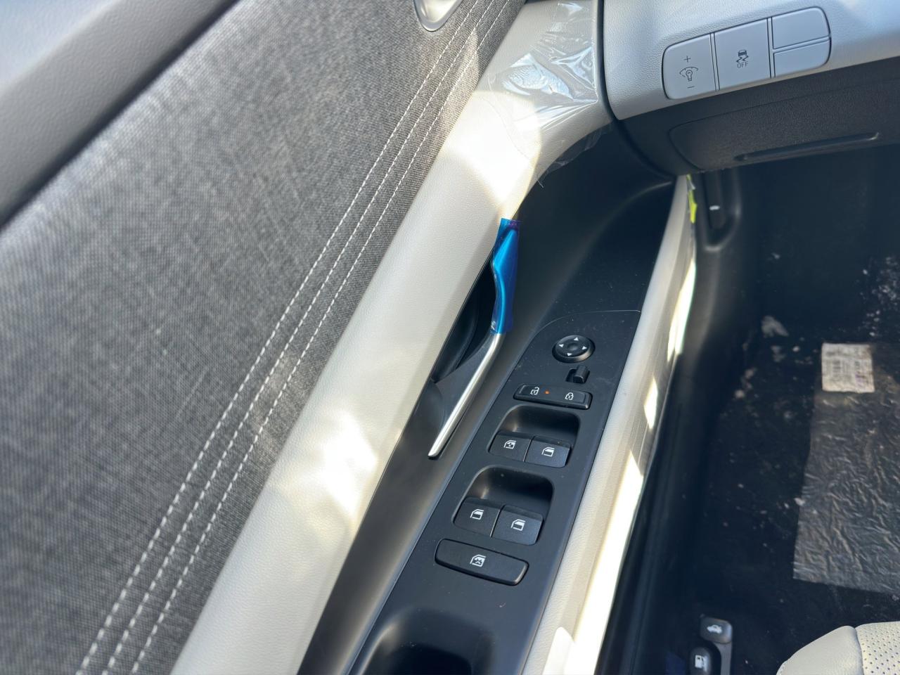 2026 Hyundai Elantra Luxury Photo